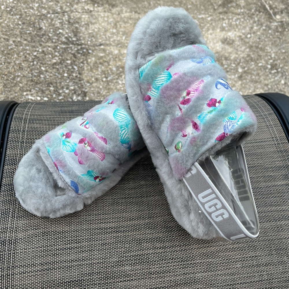 Brand New Ugg- Fluff Yeah Tiger Flower